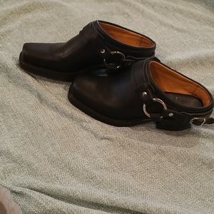 Frye Harness